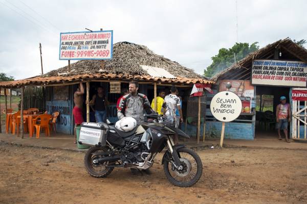 Tough Rides Brazil Roadside Bar